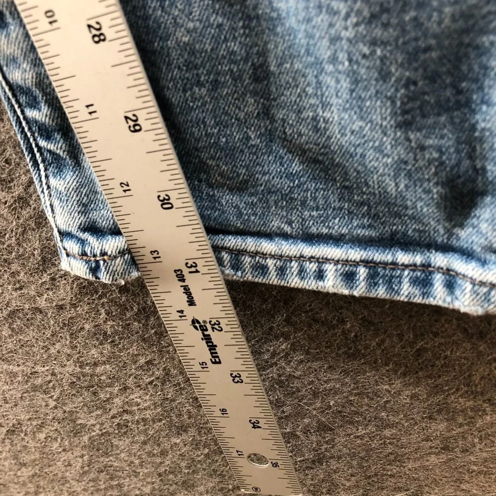 Uniqlo Slim Fit Jeans Mens 30‎ x 31 Blue Light Wash Stretch Distressed